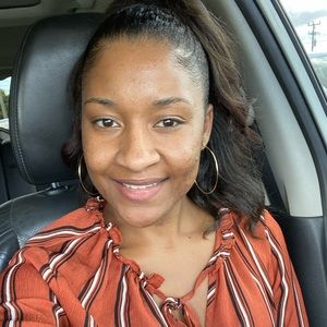 Meet your Posher, Yareidy